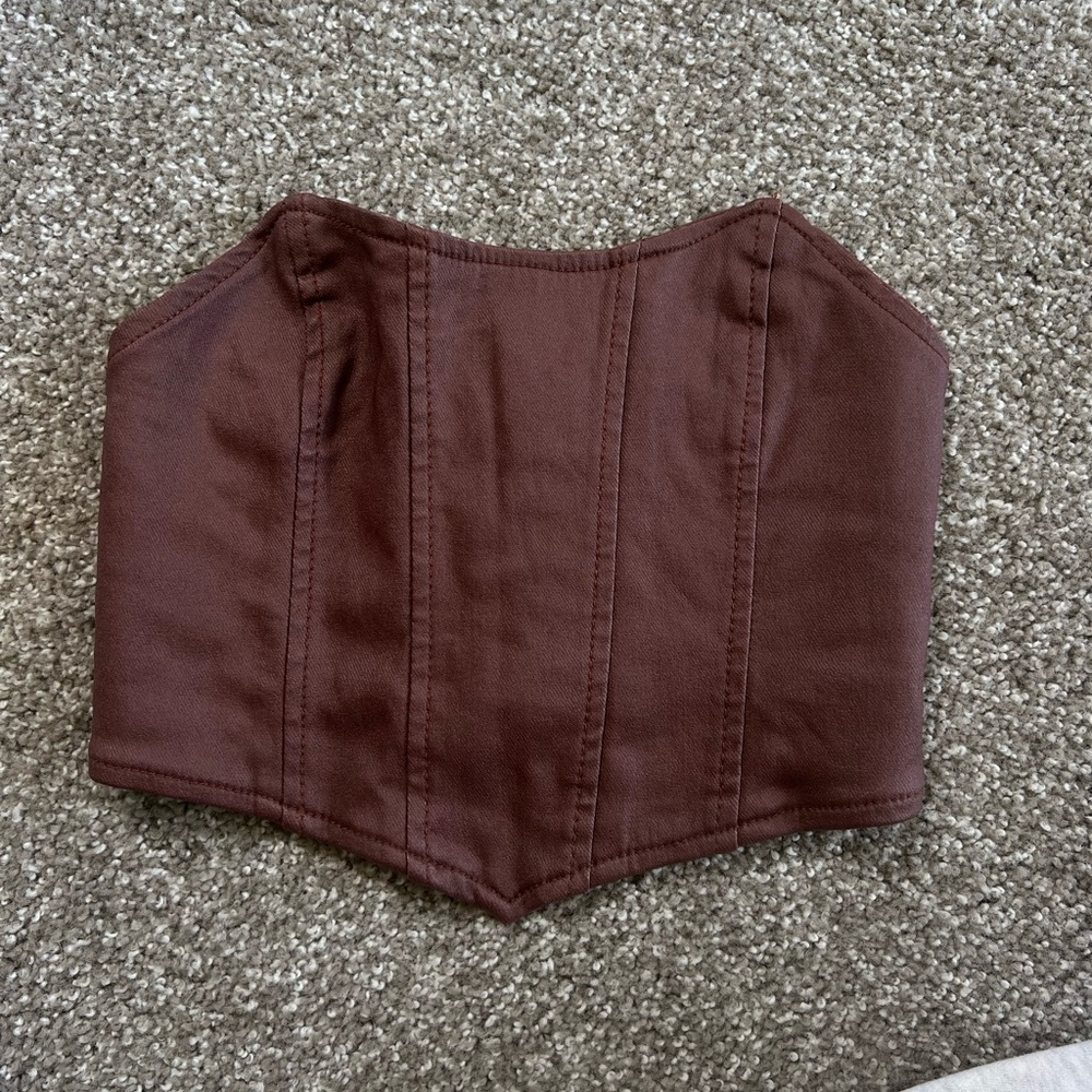 EDIKTED: Luna Faux Leather Stretch Corset